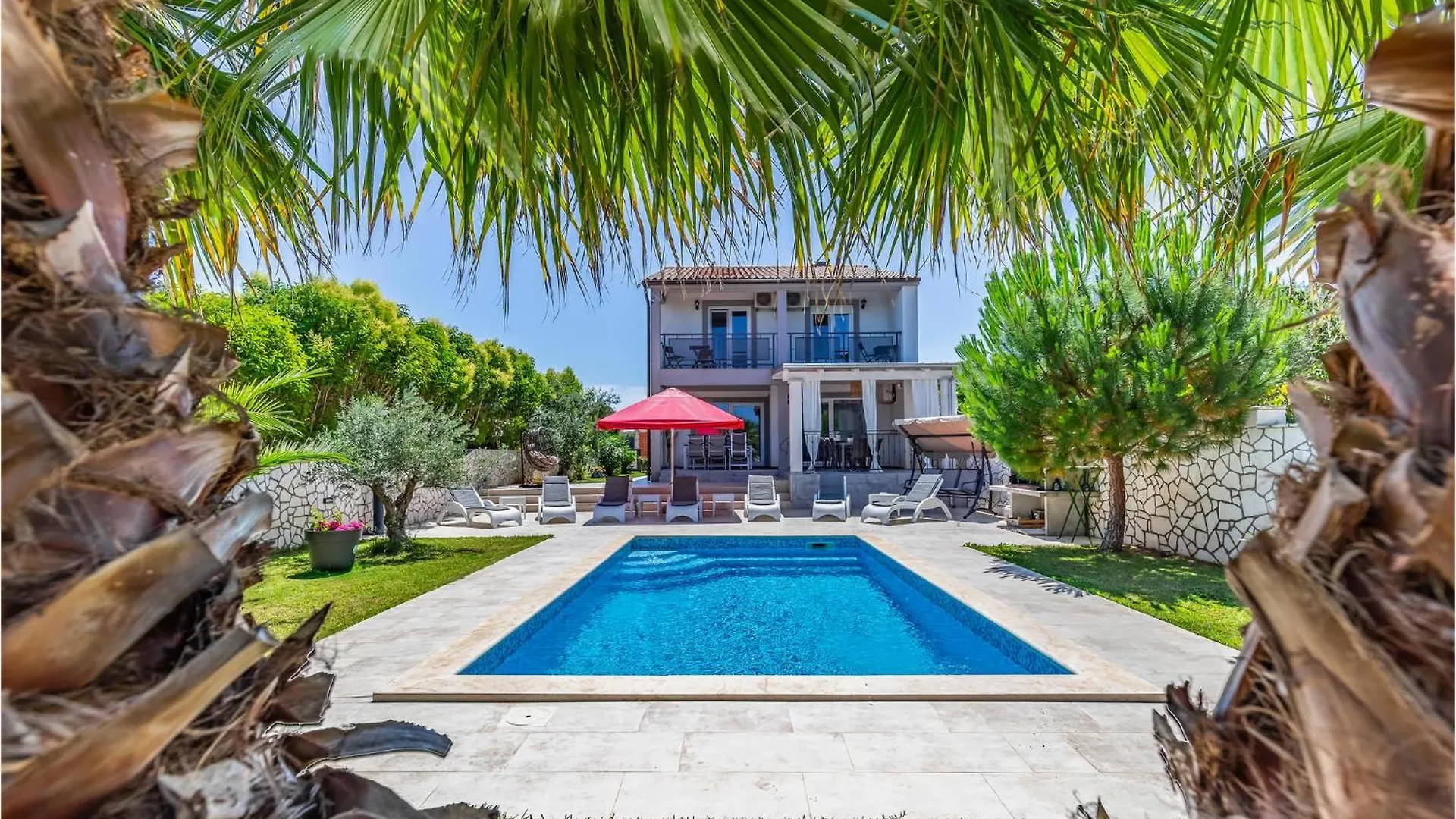 Awesome Home In Volme With Outdoor Swimming Pool ポメル