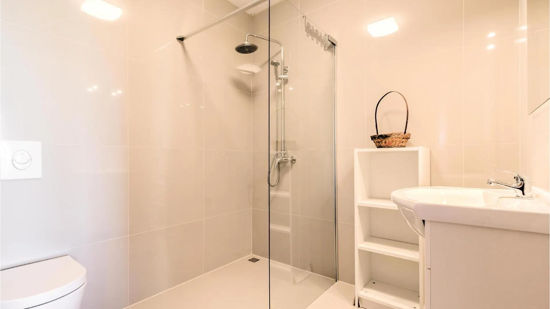 別荘 Awesome Home In Volme With Outdoor Swimming Pool ポメル